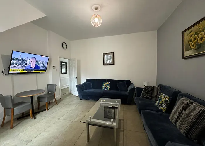 4 Bedroom Large & Modern Private House Central Location Newcastle upon Tyne